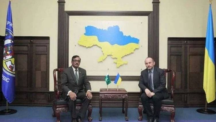 Govt working on safe evacuation of all Pakistanis in Ukraine
