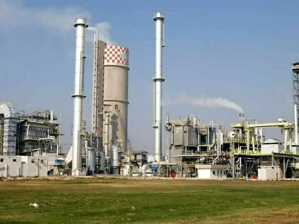 Fauji Fertilizer inks $1.12bn project under CPEC 2.0 - Business & Finance