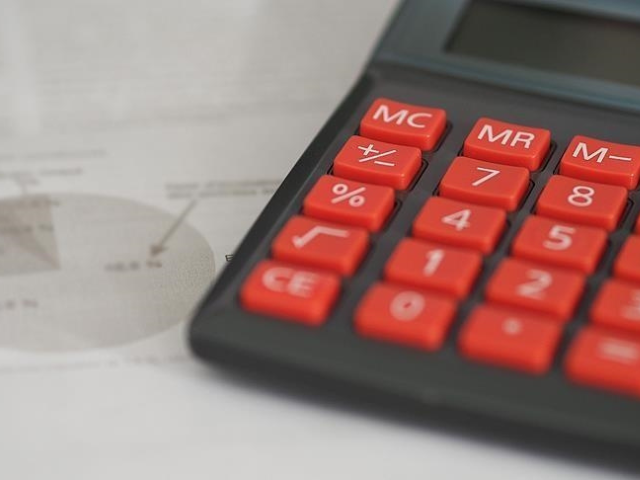 YouTuber transforms regular calculator into a device with internet and ChatGPT