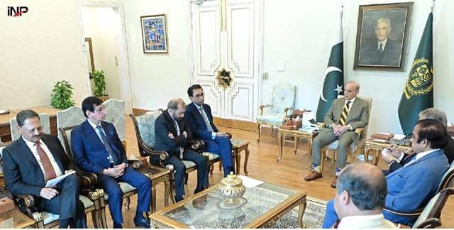MQM presents budget proposals to PM